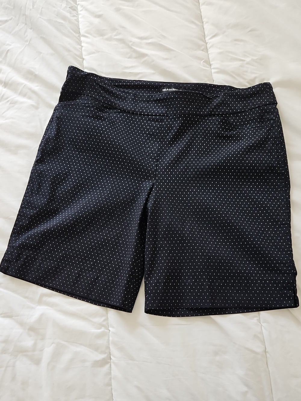 Black & White Hilary Radley Stretchy Short ~ Size XL